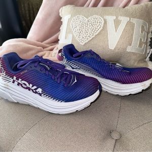 Women’s Hoka Rincon running shoes size 6